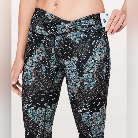 Lululemon Wunder Under High-Rise 7/8 Tights 25” EUC Size 6 - Picture 3 of 10